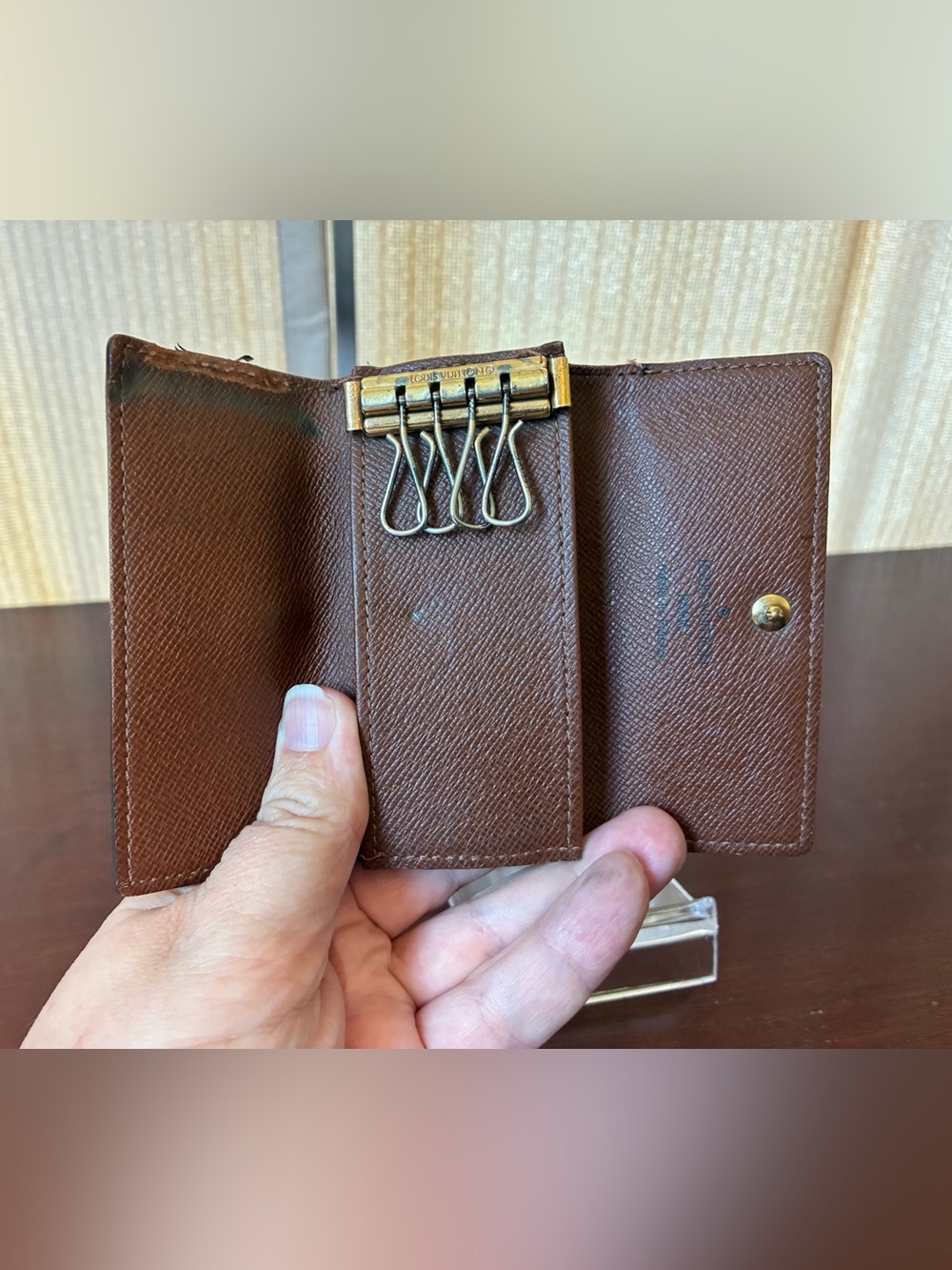 Louis Vuitton Key Wallet - Picture 8 of 8